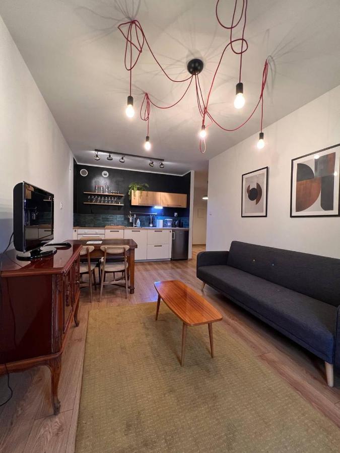 Dmowskiego 19c Tectum Apartment