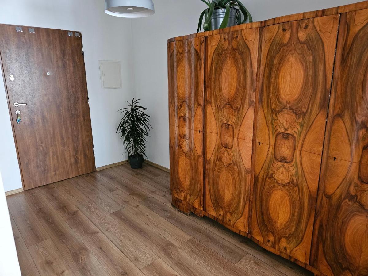 Dmowskiego 19c Tectum