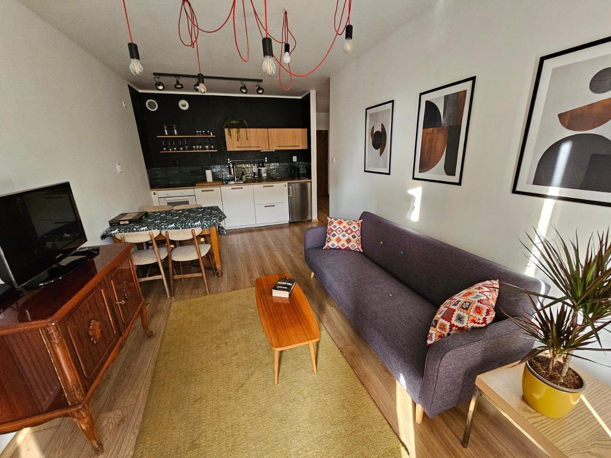 Dmowskiego 19c Tectum Apartment